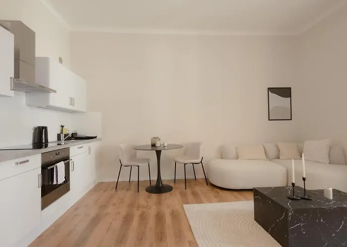 Josef's L Comfort 01 וינה